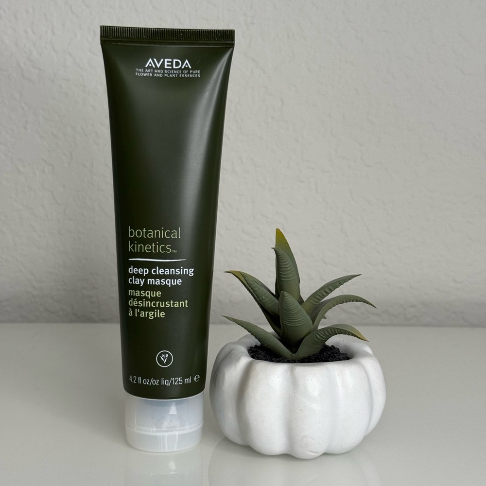 AVEDA deep cleansing clay masque